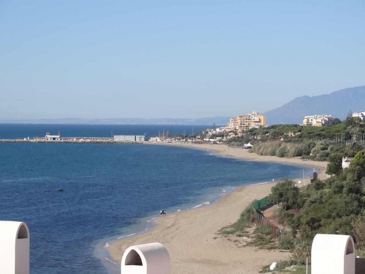 Beachfront Penthouse Apartment With Large Terrace And Breathtaking Sea Views Close To Marbella Spain Sitio de Calahonda Exterior foto